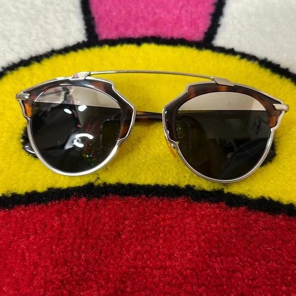 Dior | Accessories | Christian Dior Round Sunglasses Brown  display picture 1